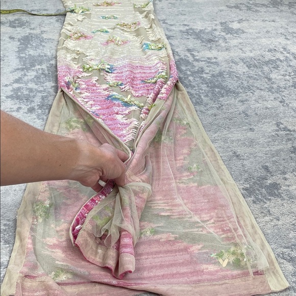 NWT La Fuori Whispering Blooms Ombre Embellished Sequin Tulle Gown Maxi Dress S - Picture 16 of 17